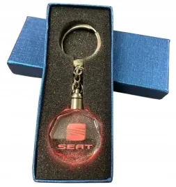 brelok-led-do-kluczy-seat-krysztal-swiecacy