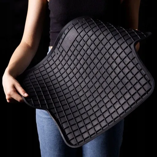 dywaniki-do-auta-wycieraczki-korytkowe-performance-stan-opakowania-oryginalne