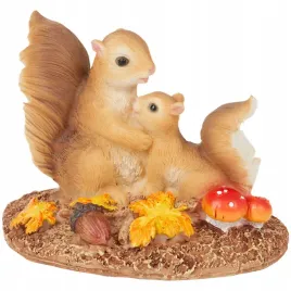 figurka-jesienna-na-podstawce-wiewiorki-muchomorki