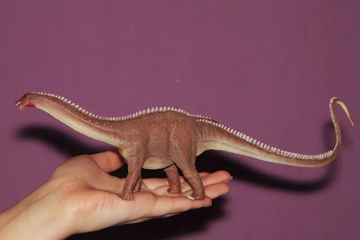 dinozaur-brontosaurus-marka-collecta