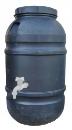 beczka-zbiornik-na-deszczowke-czarna-na-wode-220l-kran