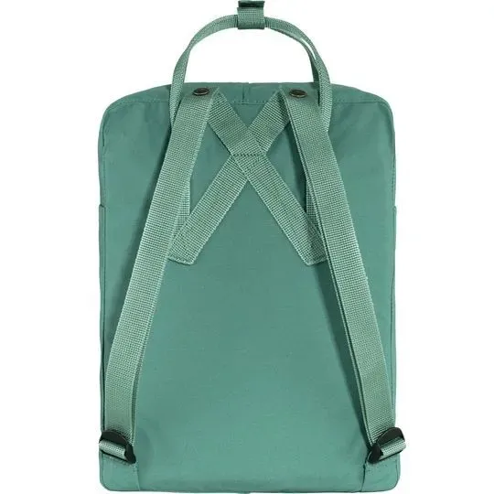 fjallraven-kanken-fog-wzor-dominujacy-logo