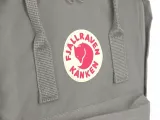 fjallraven-kanken-fog-cechy-dodatkowe-na-zamek-z-kieszonkami