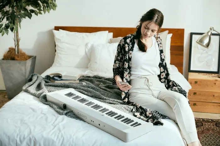 casio-ct-s1-we-keyboard-bohater-inny