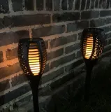 solarna-lampa-ogrodowa-led-wysokosc-60cm-efekt-plomienia-96-diod-1500mah-certyfikat-ce