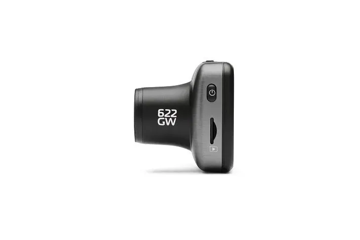 wideorejestrator-nextbase-nbdvr622gw-zasilanie-gniazdo-zapalniczki-samochodowej