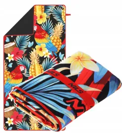 recznik-szybkoschnacy-z-mikrofibry-plazowy-kapielowy-na-basen-zawieszka