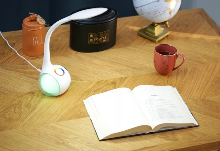 lampka-biurkowa-led-biurko-lampa-dla-dziecka-rgb