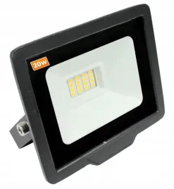 halogen-naswietlacz-lampa-led-20w-ip65-ekonomiczny