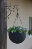 doniczka-keter-hanging-sphere-planter-antracyt-ksztalt-okragly