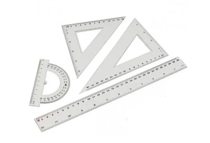 zestaw-geometryczny-4-elementy-30cm-elementy-zestawu-ekierka-katomierz-linijka