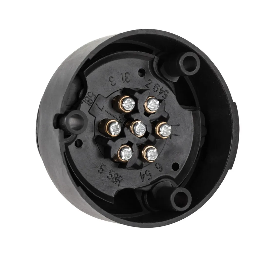 gniazdo-przyczepy-plastik