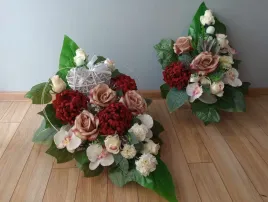 kwiaty-stroik-na-cmentarz-grob-kompozycja-komplet-chryzantema