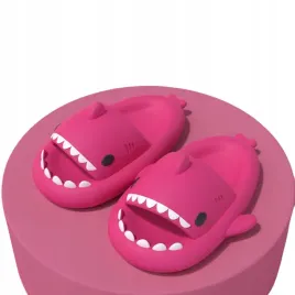 grube-klapki-na-basen-rekiny-antyposlizgowe-kapcie-shark-czerwone-red-36-37
