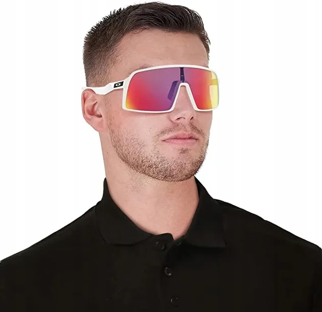 okulary-oakley-sutro-wzor-dominujacy-logo