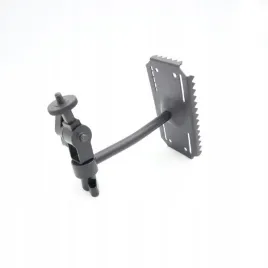 swider-do-drzewa-montaz-fotopulapki-base-mount