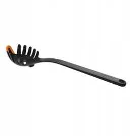 lyzka-do-makaronu-spaghetti-1027301-fiskars