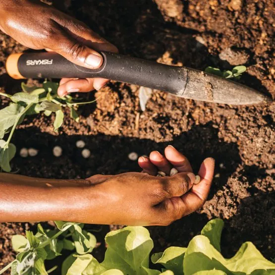 pikownik-solid-1057080-fiskars-material-uchwytu-tworzywo-sztuczne