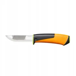 fiskars-noz-z-pilnikiem-i-ostrzalka-1023619