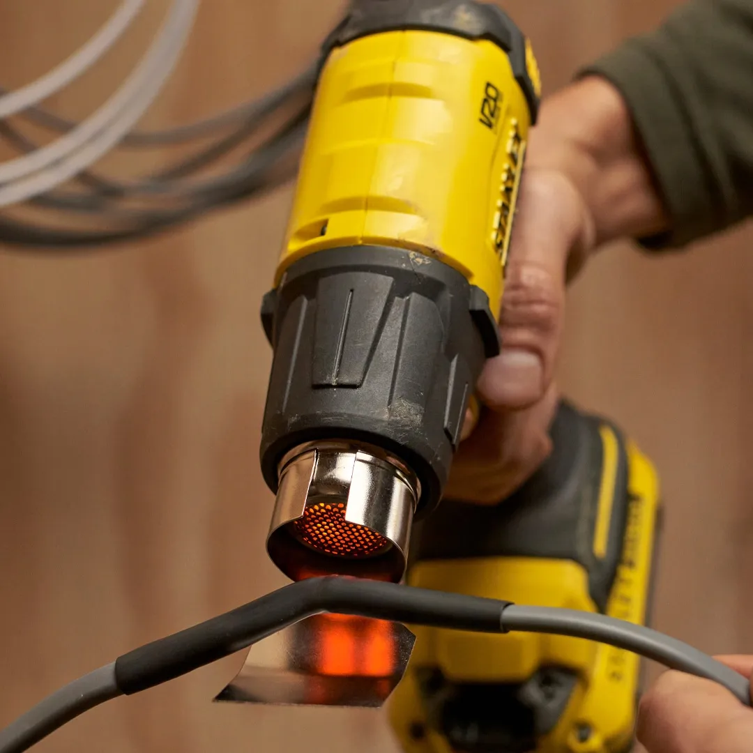 stanley-opalarka-v20-sfmce530b