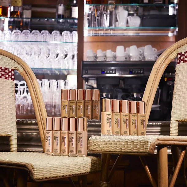 podklad-bourjois-always-fabulous-125-ivory-30ml-wlasciwosci-matujace-przedluzenie-trwalosci-wygladzajace-wyrownanie-kolorytu