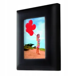 skrytka-w-ramce-na-zdjecia-szafka-do-chowania-kluczy-ukryta-pod-obrazem