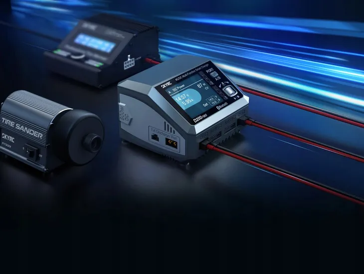 ladowarka-skyrc-d200neo-waga-z-opakowaniem-0-75-kg-marka-skyrc