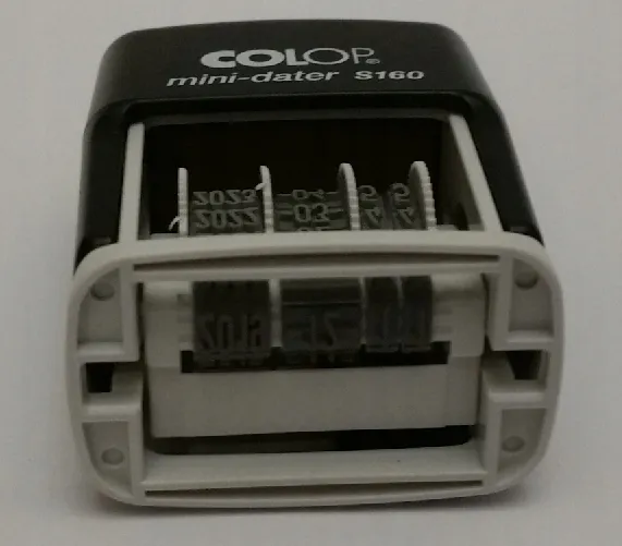 data-waznosci-datownik-z-tekstem-kieszonkowy-kolor-odbicia-czarny-czerwony-fioletowy-niebieski-zielony-inny