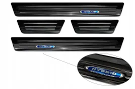 ochronne-listwy-na-progi-toyota-yaris-ix-2020-