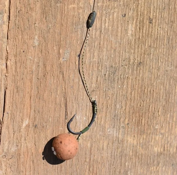 undercarp-pasta-wolframowa-dociazajaca-brazowa-metoda-wedkowania-karpiowa