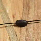 undercarp-pasta-wolframowa-dociazajaca-brazowa-rodzaj-ciezarek-plaski-przelotowy