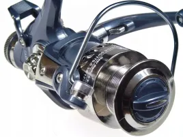 kolowrotek-karpiowy-feeder-wolny-bieg-grunt-5000-a