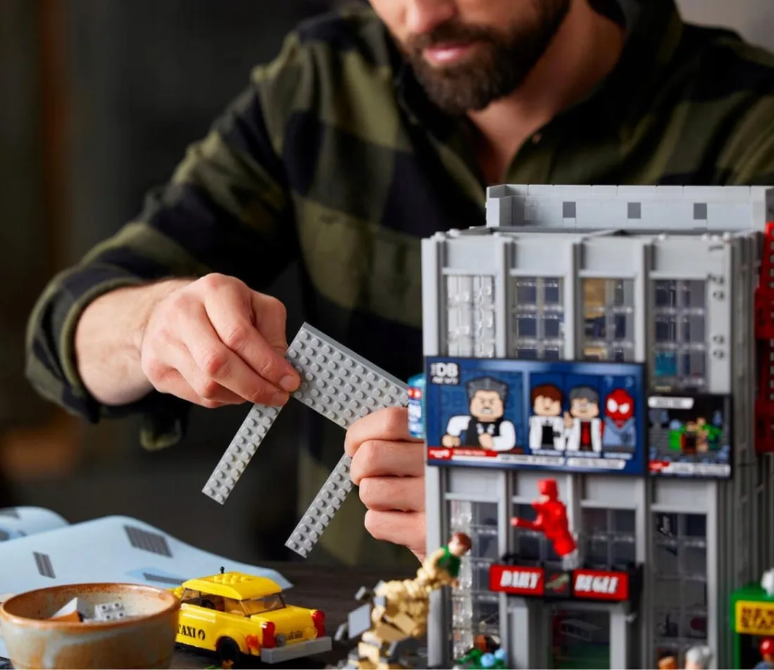 lego-super-heroes-76178-daily-bugle