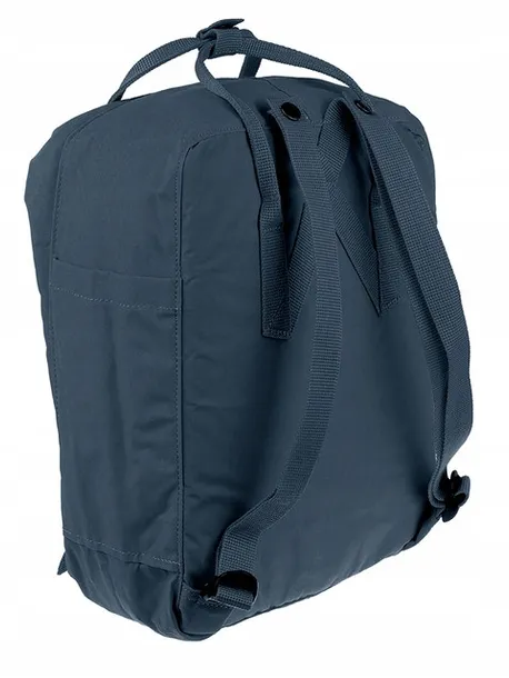 fjallraven-kanken-navy-liczba-komor-1
