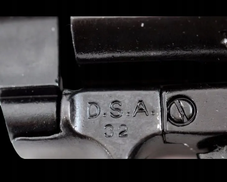 rewolwer-python-magnum-usa-1955r-1050-oryginalnosc-replika