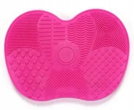 mata-silikonowa-do-mycia-czyszczenia-pedzli-lash-brow-rozowa-rozmiar-s-mala