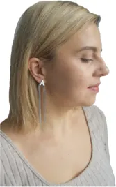 kolczyki-dlugie-nitki-trojkaty-srebrne-blyszczace-stal-chirurgiczna