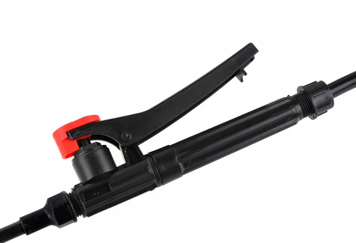 opryskiwacz-plecakowy-16l-zasieg-rozpylania-10-cm
