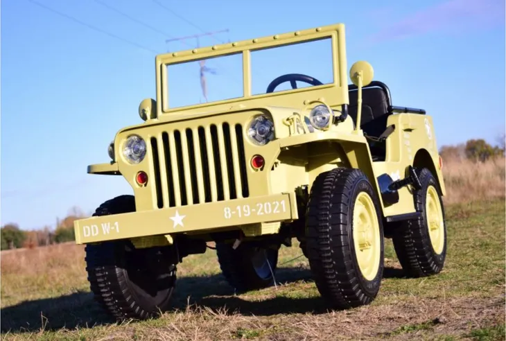 samochod-jeep-zielony-informacje-dot-bezpieczenstwa-i-zgodnosci-produktu-nie-nadaje-sie-dla-dzieci-w-wieku-ponizej-36-miesiecy