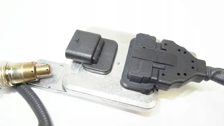 czujnik-nox-vw-sharan-20tdi-13-gebe-9-2977-1-jakosc-czesci-zgodnie-z-gvo-p-zamiennik-o-jakosci-porownywalnej-do-oryginalu