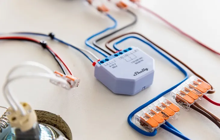 shelly-plus-0-10v-dimmer-stan-nowy