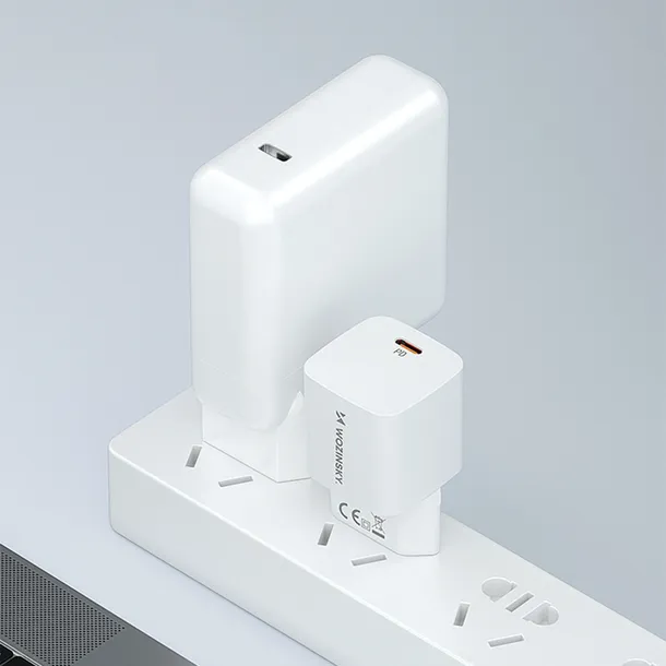 ladowarka-sieciowa-wozinsky-cmwcs-usb-c-pd-20w-biala-stan-nowy
