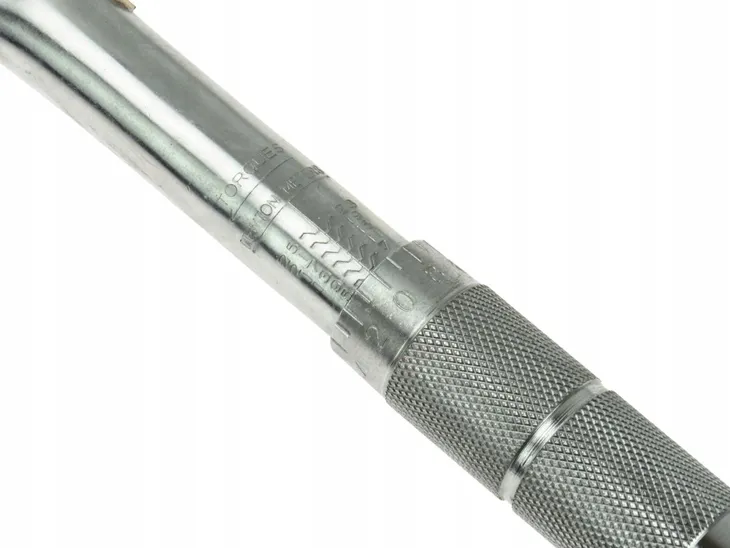 klucz-dynamometryczny-1-4-5-25nm-stan-nowy