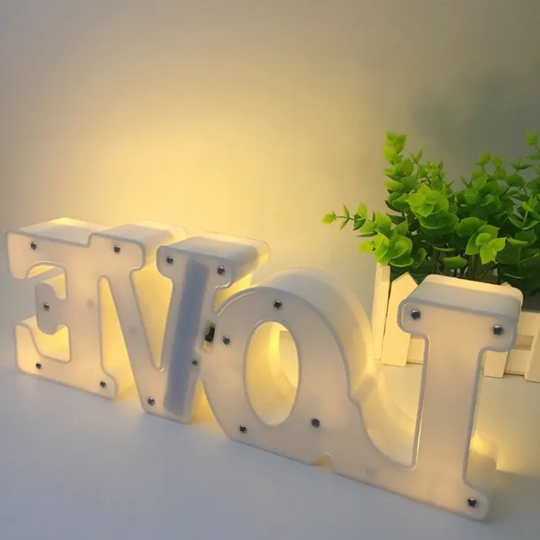 lampka-led-love-zasilanie-sieciowe
