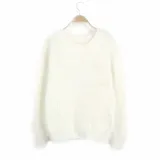 wlochaty-sweter-damski-dekolt-okragly