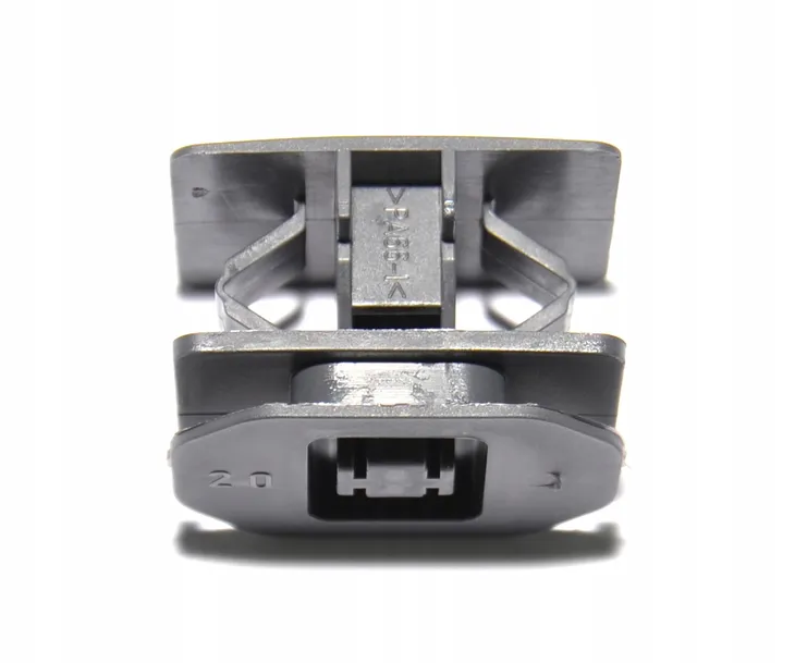 spinka-listwy-progowej-ford-kuga-12-ford-5234172-producent-czesci-ford-oe