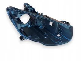 puszka-obudowa-wklad-lampy-prawy-przod-do-mercedes-w117-przed-liftem