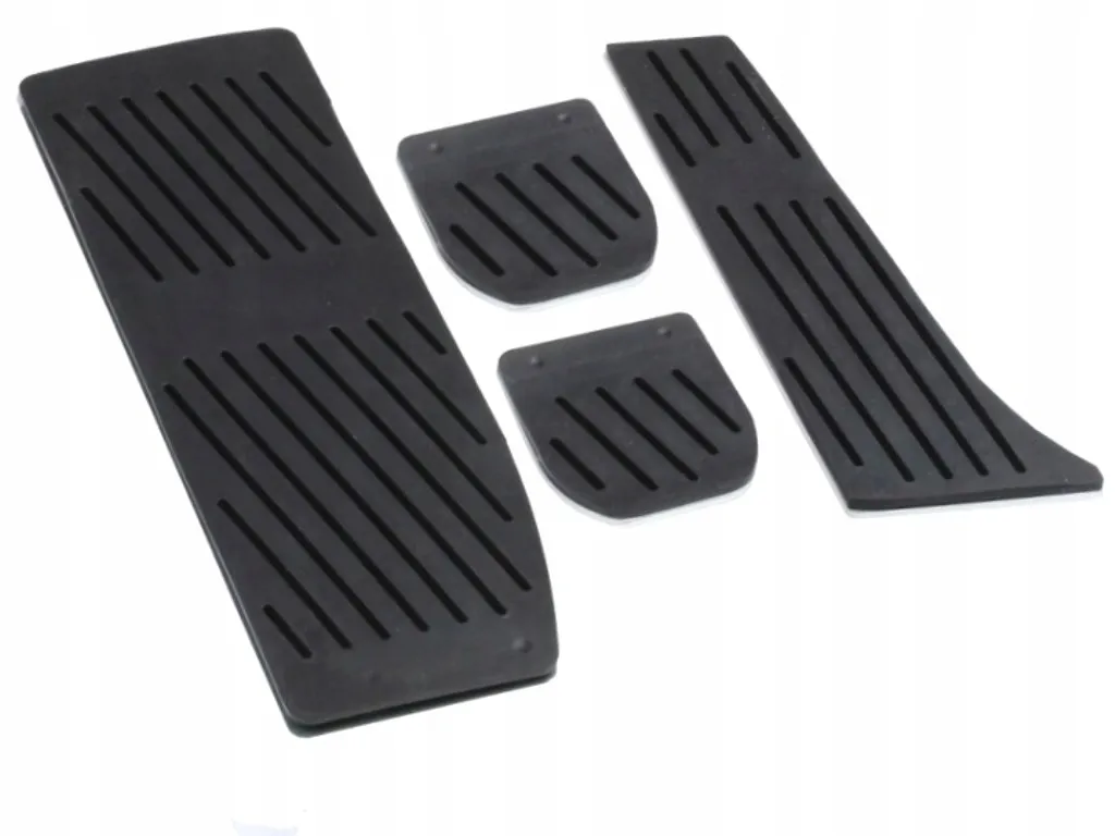 nakladki-pedaly-do-bmw-mpakiet-e87-e88-e30-e36-e46-e90-e91-e92-e84-e89-stan-nowy