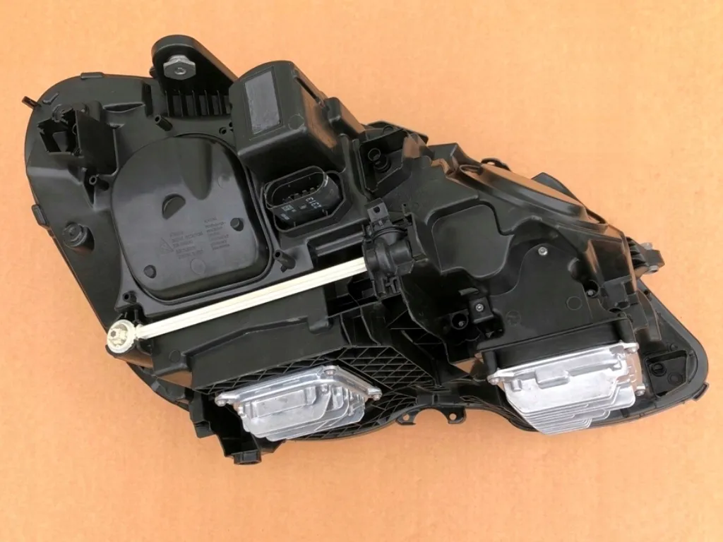 prawa-lewa-full-led-inteligent-light-system-high-version-ils-do-w212-lci-eu