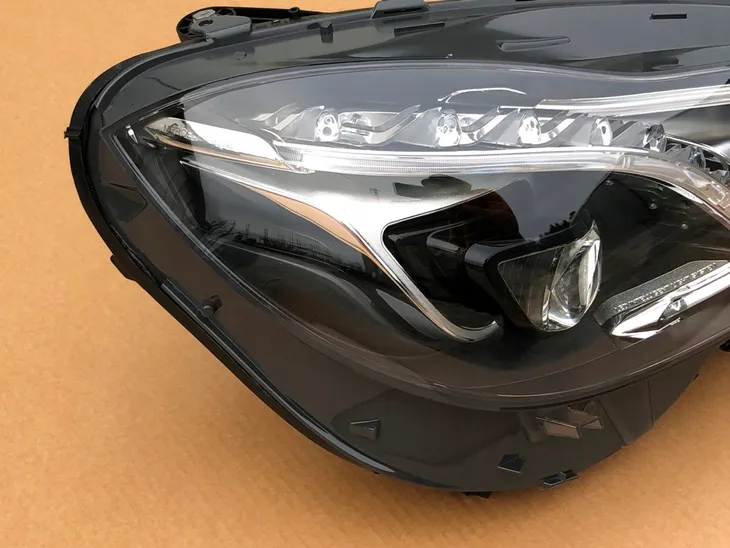 full-led-inteligent-light-system-high-version-prawa-jeze-ils-do-w212-lci-eu-strona-zabudowy-prawa